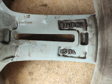 Laden Sie das Bild in den Galerie-Viewer, 1x Alufelge 18 Zoll 8.0&quot; 5x120 34ET 6877135 BMW 3 F30 F31 Rim Wheel