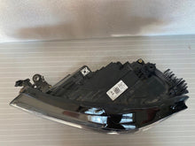 Laden Sie das Bild in den Galerie-Viewer, Frontscheinwerfer VW T Cross T-Cross 2GM941035A Full LED Links Headlight