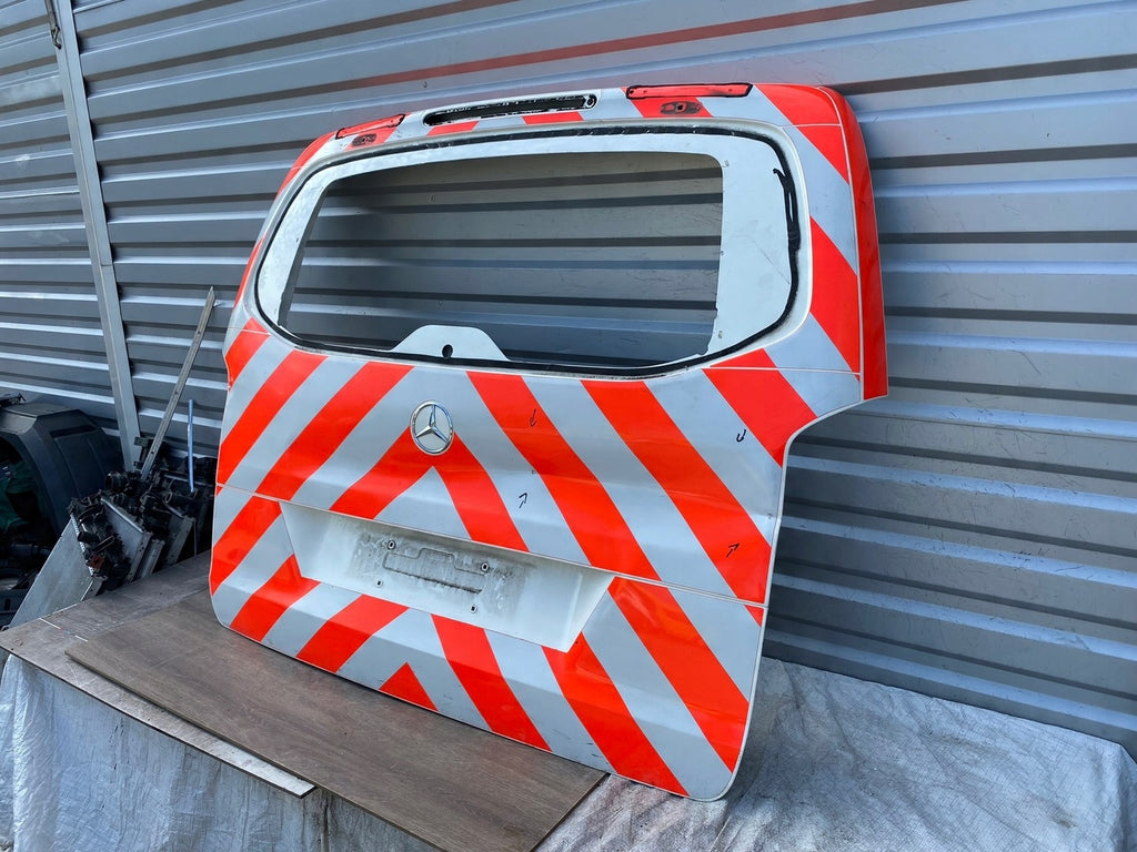 Heckklappe Mercedes-Benz Vito Rückseite kofferraumklappe Tailgate