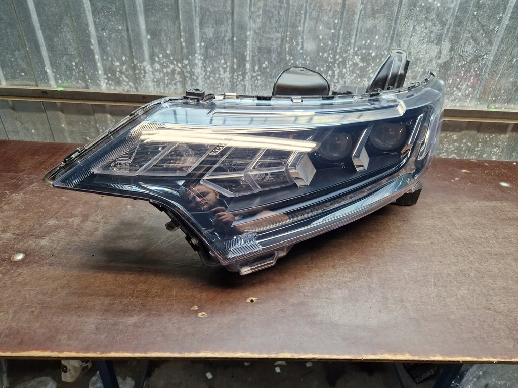 Frontscheinwerfer Mitsubishi L III Outlander ECM921-21E10 Full LED Links