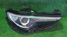 Laden Sie das Bild in den Galerie-Viewer, Frontscheinwerfer Alfa Romeo Stelvio 50559297 Xenon Rechts Headlight SCH1966768149vh