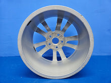 Load image into Gallery viewer, 1x Alufelge 17 Zoll 7.5&quot; 5x112 43ET Glanz Silber 8V0601025 Audi A3 Rim Wheel