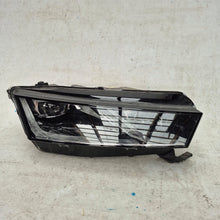 Laden Sie das Bild in den Galerie-Viewer, Frontscheinwerfer Skoda Octavia IV 5E4941016A Full LED Rechts Headlight SCH4632547207fr