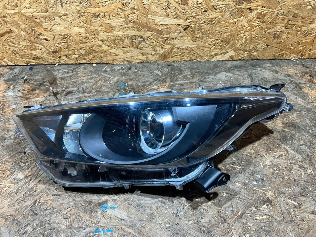 Frontscheinwerfer Mazda IV 4 Yaris S2601A036 Links Scheinwerfer Headlight SCH1846492082ua
