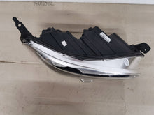 Laden Sie das Bild in den Galerie-Viewer, Frontscheinwerfer Peugeot Expert 9808572580 Rechts Scheinwerfer Headlight SCH8207886698oo