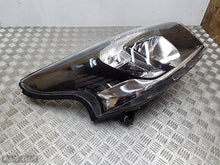 Laden Sie das Bild in den Galerie-Viewer, Frontscheinwerfer Opel Vivaro 260108099 Rechts Scheinwerfer Headlight SCH2297255770pg