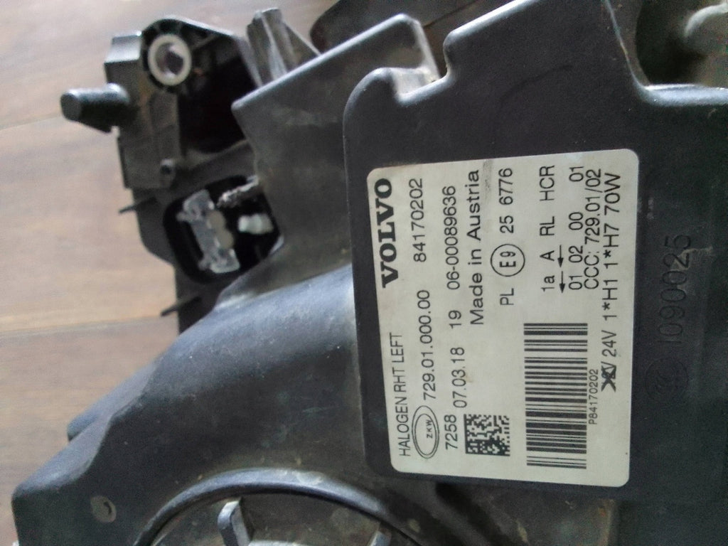 Frontscheinwerfer Volvo 84170202 Rechts Scheinwerfer Headlight SCH7056393825av