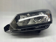 Load image into Gallery viewer, Frontscheinwerfer Skoda Yeti 5L1941015C Xenon Ein Stück (Rechts oder Links)