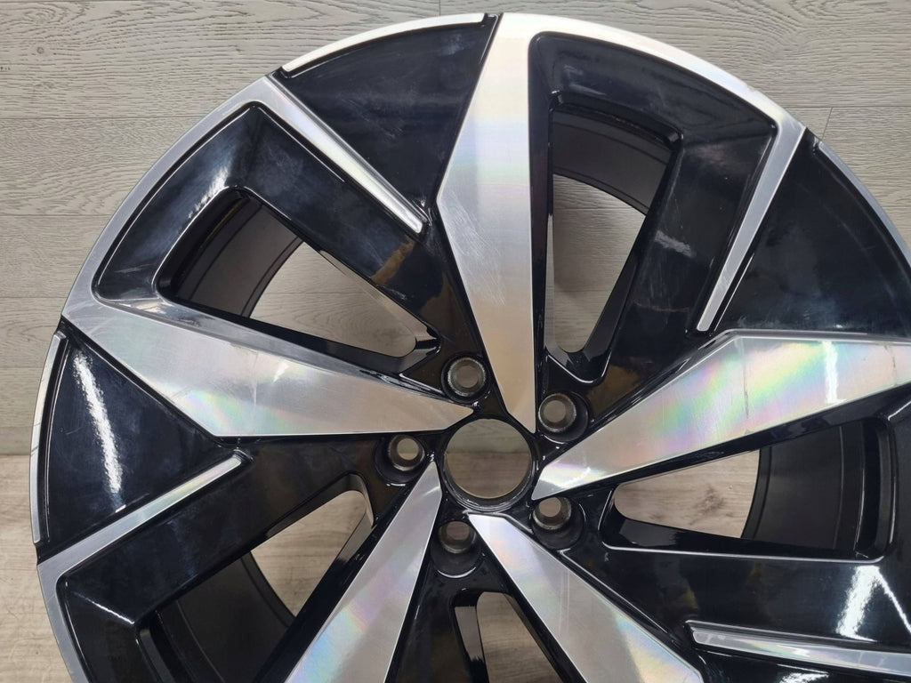 1x Alufelge 20 Zoll 9.0" 5x112 42ET Glanz Schwarz 11A601025J VW Id.4 Rim Wheel FEL5293590807wv