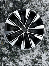 Laden Sie das Bild in den Galerie-Viewer, 1x Alufelge 19 Zoll 7.0&quot; 5x114.3 403004862R Renault Rim Wheel