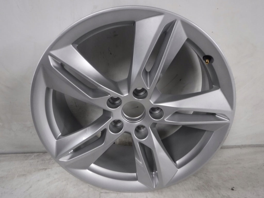 1x Alufelge 18 Zoll 7.0" 5x112 43ET Silber 8U0601025AG Audi Q3 Rim Wheel FEL6204090948wo