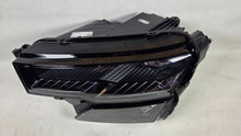 Laden Sie das Bild in den Galerie-Viewer, Frontscheinwerfer Skoda Karoq 57B941035B Links Scheinwerfer Headlight SCH4047996898ba
