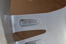 Load image into Gallery viewer, 1x Alufelge 17 Zoll 6.5" 5x112 45ET Glanz Silber 8V0601025DK Audi Rim Wheel FEL6179240608io
