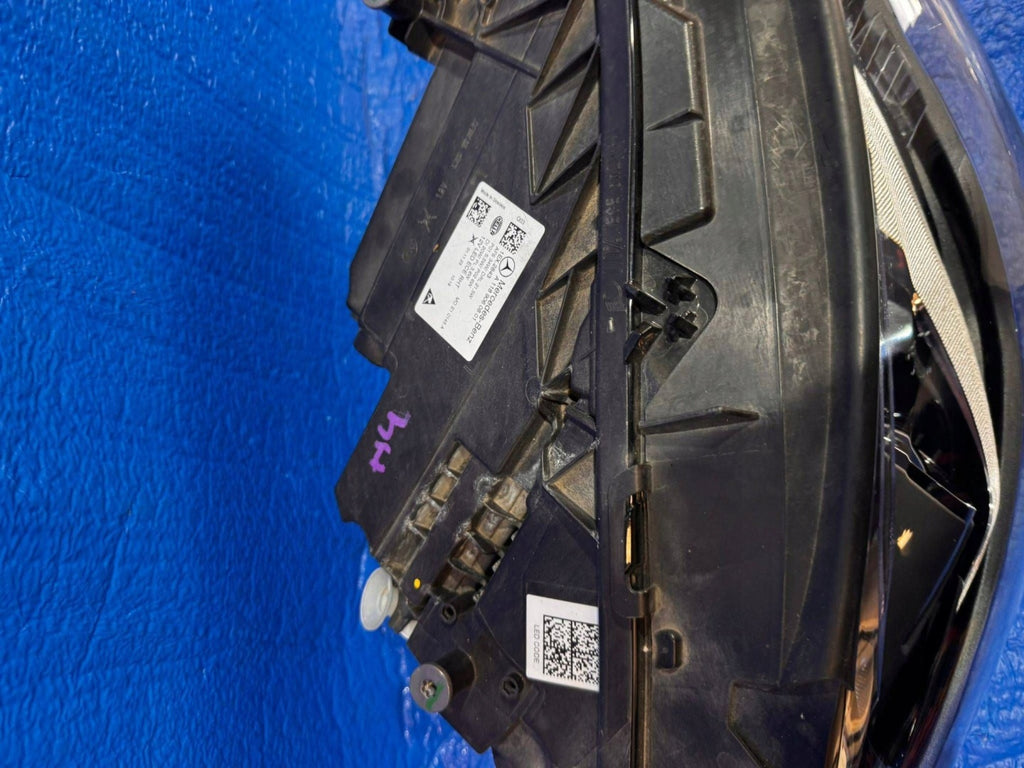 Frontscheinwerfer Mercedes-Benz Cla X118 C118 A1189060801 Rechts Headlight SCH6448148230yw