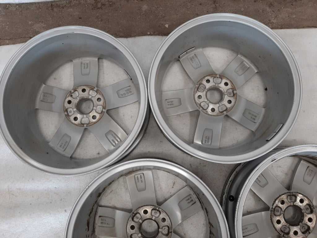 4x Alufelge 17 Zoll 6.5" 5x112 38ET Glanz Silber 5NA071497 VW Passat Tiguan FEL3746175827dc