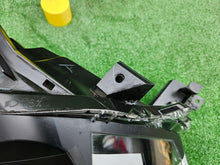 Laden Sie das Bild in den Galerie-Viewer, Frontscheinwerfer Mitsubishi L200 8301D382 LED Rechts Scheinwerfer Headlight