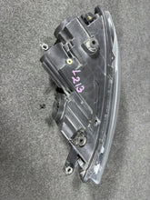 Laden Sie das Bild in den Galerie-Viewer, Frontscheinwerfer VW Scirocco 89320009 Xenon Links Scheinwerfer Headlight SCH8209239998ob