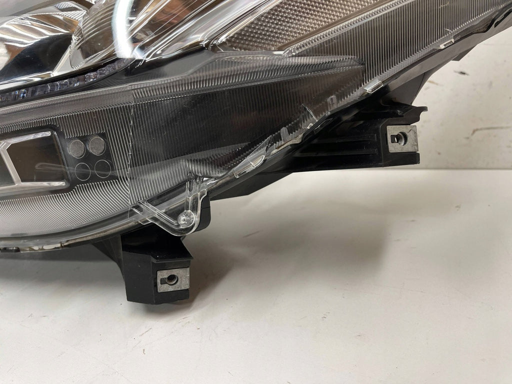 Frontscheinwerfer Mitsubishi Eclipse Cross I W3153 CLC5686C236 LED Links SCH5176717261ql