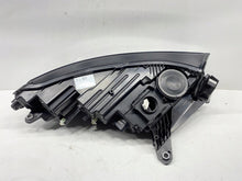 Laden Sie das Bild in den Galerie-Viewer, Frontscheinwerfer Skoda Enyaq 5LB941015 LED Links Scheinwerfer Headlight