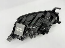 Laden Sie das Bild in den Galerie-Viewer, Frontscheinwerfer Skoda Octavia I 5E4941016A Rechts Scheinwerfer Headlight SCH1645966897dr