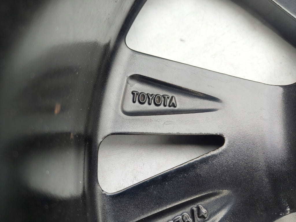 1x Alufelge 17 Zoll 7.0" 5x114.3 50ET -PW457-02001 Toyota Corolla Rim Wheel