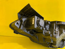 Load image into Gallery viewer, Frontscheinwerfer Kia Ev6 92102-CV000 LED Rechts Scheinwerfer Headlight