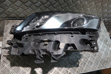 Laden Sie das Bild in den Galerie-Viewer, Frontscheinwerfer Audi Q5 8R0941029AF Xenon Ein Stück (Rechts oder Links)