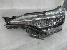 Laden Sie das Bild in den Galerie-Viewer, Frontscheinwerfer Toyota Chr 81150F418000 Full LED Links Scheinwerfer Headlight SCH7817340927og