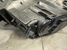 Laden Sie das Bild in den Galerie-Viewer, Frontscheinwerfer Audi A6 C6 Xenon Links Scheinwerfer Headlight
