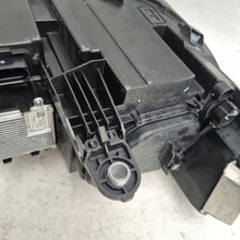 Laden Sie das Bild in den Galerie-Viewer, Frontscheinwerfer VW Passat 3J1941005 Links Scheinwerfer Headlight SCH8200891009fx