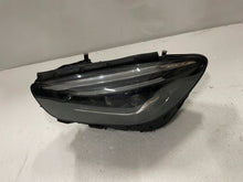 Laden Sie das Bild in den Galerie-Viewer, Frontscheinwerfer Mercedes-Benz W247 A2479060505 Links Scheinwerfer Headlight