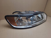 Laden Sie das Bild in den Galerie-Viewer, Frontscheinwerfer Volvo V50 31265705 Rechts Scheinwerfer Headlight SCH6623264552rl