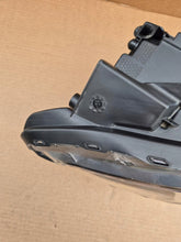 Load image into Gallery viewer, Frontscheinwerfer Hyundai Bayon 92102Q0600 Full LED Rechts Headlight