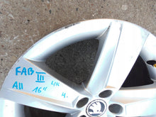 Load image into Gallery viewer, 1x Alufelge 16 Zoll 7.0" 5x100 46ET Glanz Silber 6V0601025 Skoda Fabia Iii FEL5400548680fc