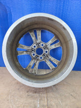 Laden Sie das Bild in den Galerie-Viewer, 1x Alufelge 18 Zoll 5x112 7896212 BMW 1 F21 F20 Rim Wheel FEL8445493119cd