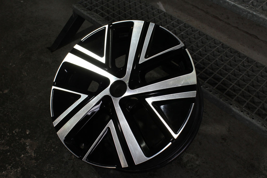 1x Alufelge 17 Zoll 6.5" 5x100 39ET 2G7601025C VW T-Cross Rim Wheel FEL7181781962uj