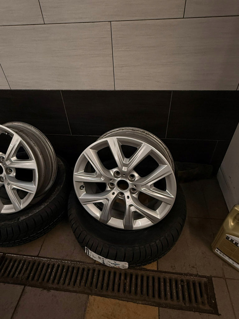 4x Alufelge 17 Zoll 6.5" 5x112 39ET Glanz Silber 6856076 BMW Rim Wheel FEL2581753320cz