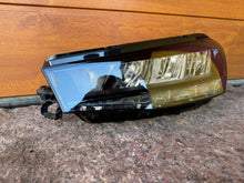 Laden Sie das Bild in den Galerie-Viewer, Frontscheinwerfer Skoda Fabia IV 6VB941015 LED Links Scheinwerfer Headlight SCH6506946621ho