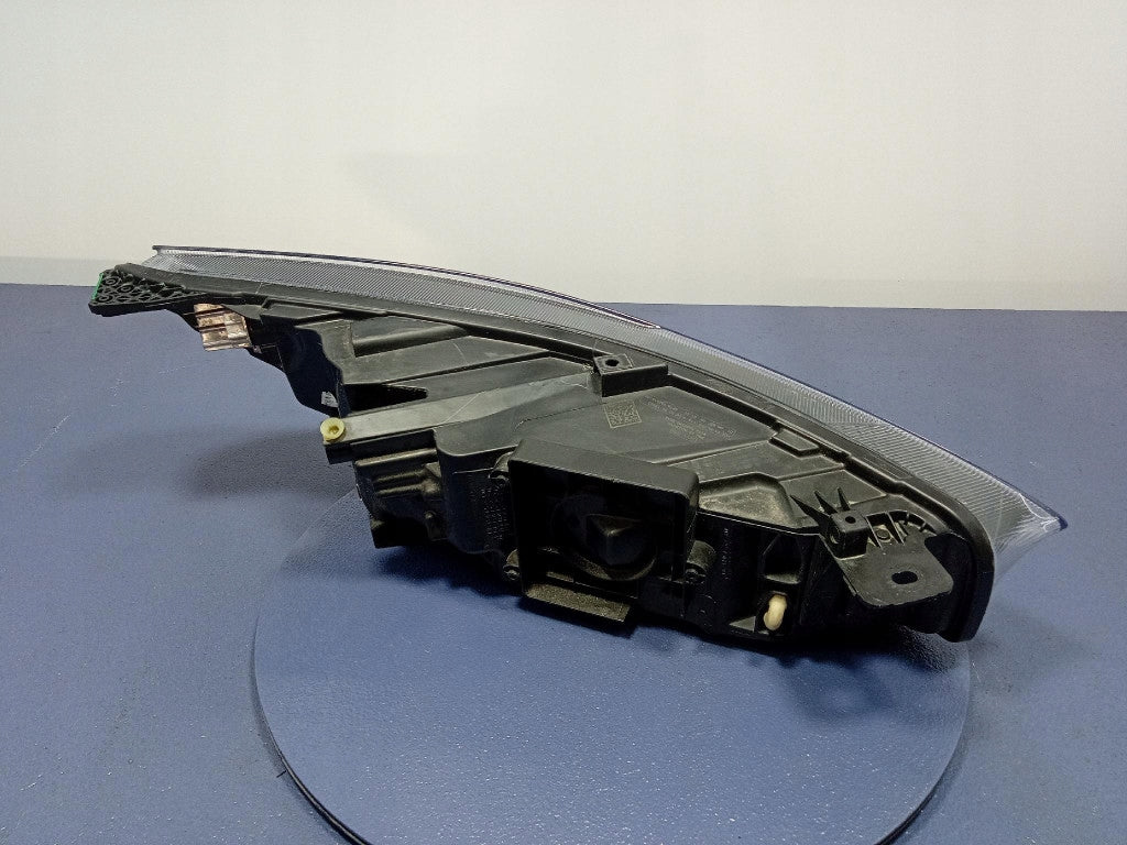 Frontscheinwerfer Ford Focus 986441-00220624 Links Scheinwerfer Headlight SCH2546093574ez