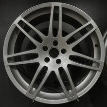 Laden Sie das Bild in den Galerie-Viewer, 1x Alufelge 20 Zoll 9.0" 5x112 29ET Silber Rim Wheel FEL8195007522sc