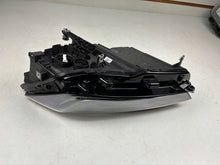 Laden Sie das Bild in den Galerie-Viewer, Frontscheinwerfer Seat Leon 5FB941005D Xenon Links Scheinwerfer Headlight