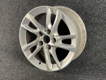 Laden Sie das Bild in den Galerie-Viewer, 1x Alufelge 16 Zoll 7.0" 5x112 47ET Glanz Silber 6855083 BMW F45 F46 Rim Wheel FEL6474872529it