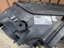 Laden Sie das Bild in den Galerie-Viewer, Frontscheinwerfer Skoda Karoq Links Scheinwerfer Headlight SCH2157304319lp