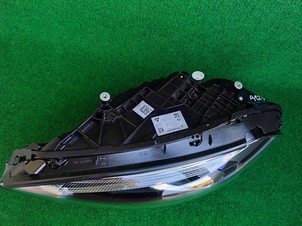 Frontscheinwerfer Mercedes-Benz A1779065704 LED Links Scheinwerfer Headlight SCH3547722389zn