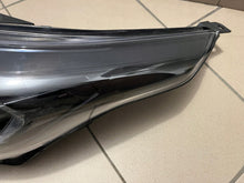 Laden Sie das Bild in den Galerie-Viewer, Frontscheinwerfer Kia Ceed 92101J7500 Full LED Links Scheinwerfer Headlight