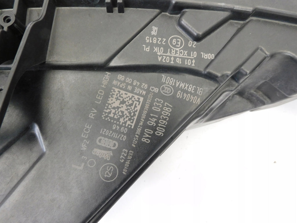 Frontscheinwerfer Audi A3 8Y0941034 8Y0941033 Full LED Rechts oder Links SCH4159551036nv