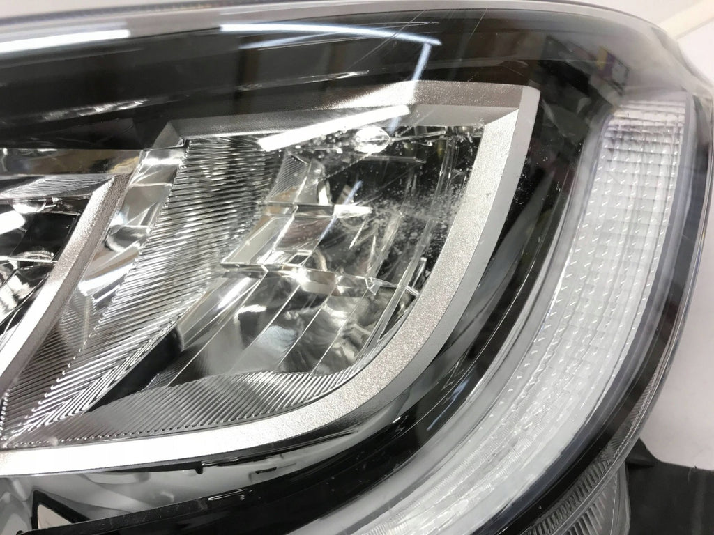 Frontscheinwerfer Toyota Yaris Links Scheinwerfer Headlight SCH3330213192om