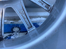 Load image into Gallery viewer, 1x Alufelge 17 Zoll 1774010300 Mercedes-Benz W177 Rim Wheel