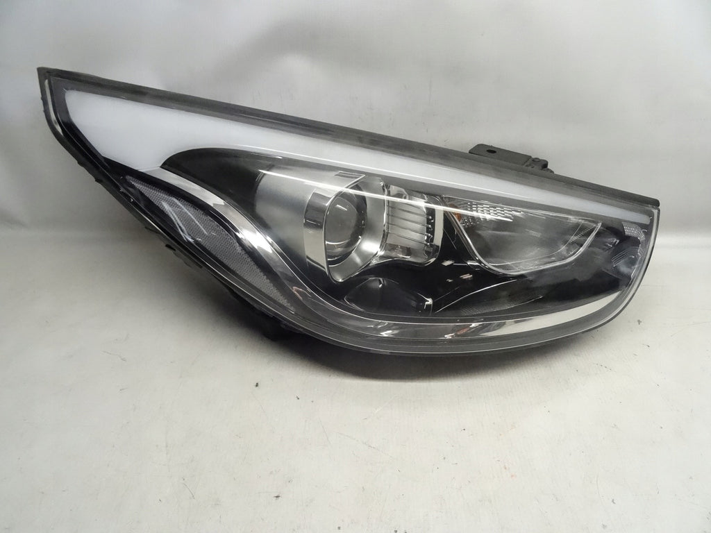 Frontscheinwerfer Hyundai I30 92102-28 Rechts Scheinwerfer Headlight