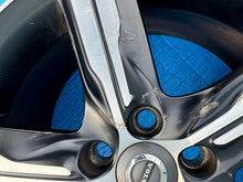 Laden Sie das Bild in den Galerie-Viewer, 1x Alufelge 17 Zoll 7.0" 5x108 50ET Matt Schwarz 31423871 Volvo V40 Rim Wheel FEL5298037580vz